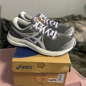 ASICS Women's Gray and Lilac GEL-Contend 7 Running Shoes Brand New.